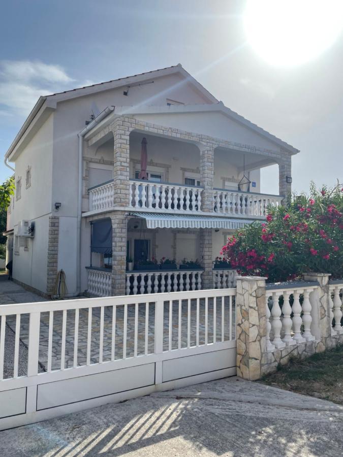Nada In Sabunike * Privlaka (Zadar)
